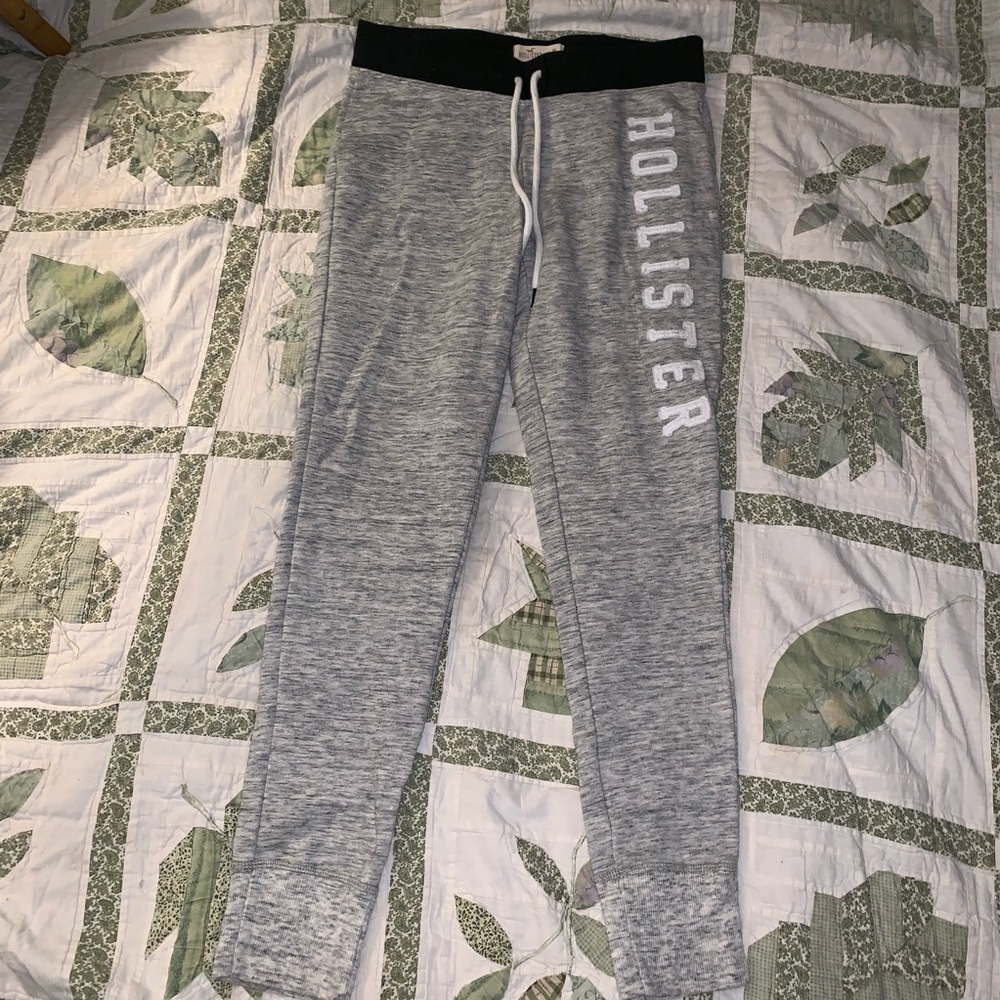 Hollister Cuffed Sweatpants